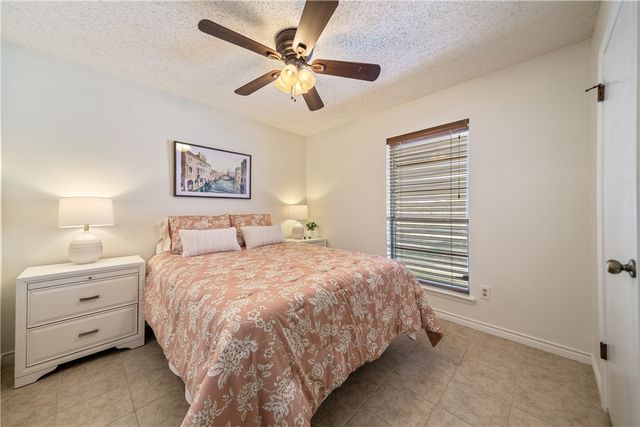 13309 W Buckhorn Dr, Corpus Christi, TX 78410