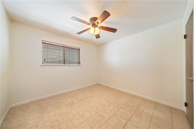 13309 W Buckhorn Dr, Corpus Christi, TX 78410