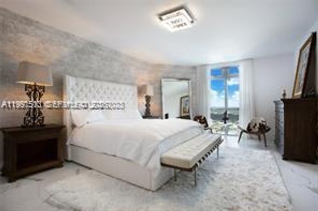 17301 Biscayne Blvd 2310, North Miami Beach, FL 33160