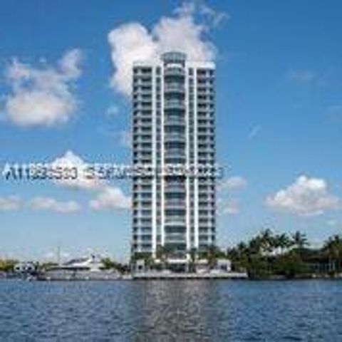 17301 Biscayne Blvd 2310, North Miami Beach, FL 33160