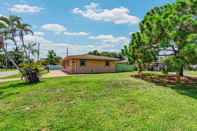 2100 N 57TH Avenue, Hollywood, FL 33021