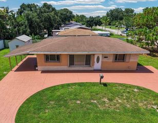 2100 N 57TH Avenue, Hollywood, FL 33021