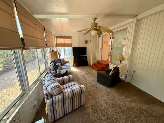 181 Sand DR 181, Naples, FL 34104