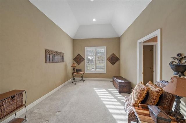 5402 W 141st Terrace, Leawood, KS 66224