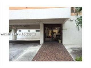 7740 Abbott Ave 2A, Miami Beach, FL 33141
