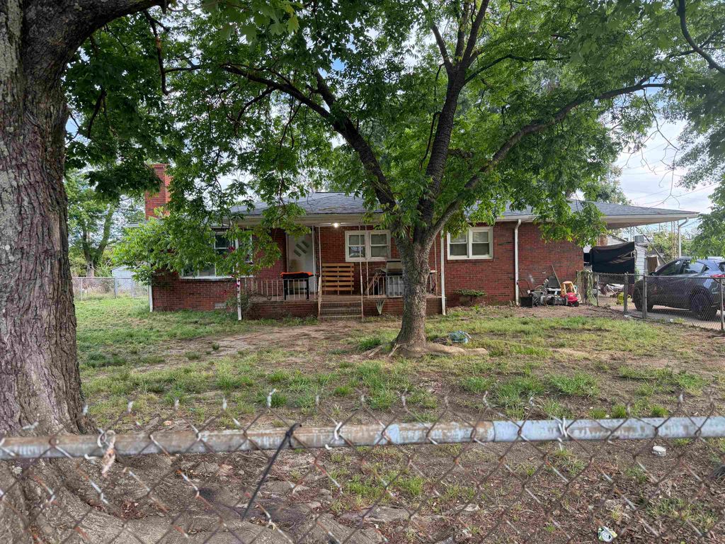 100 Mary Ella Drive, Spartanburg, SC 29301