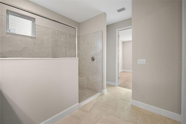 2181 LONGLINER LOOP, Wesley Chapel, FL 33543