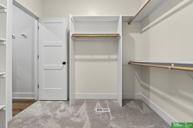 11709 Port Royal Drive, Papillion, NE 68046