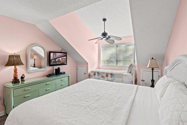 400 Melrose Pl Apt 14E, Myrtle Beach, SC 29572