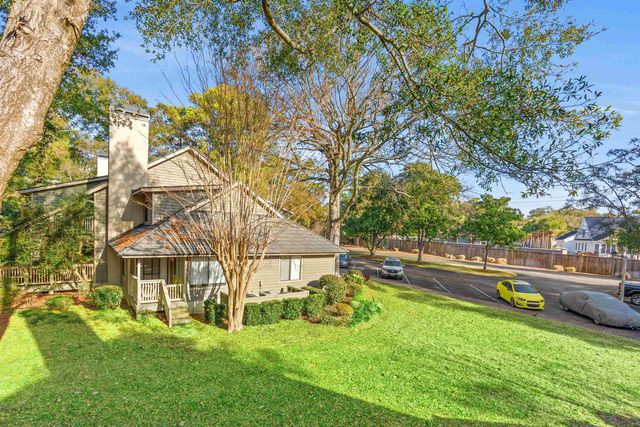 400 Melrose Pl Apt 14E, Myrtle Beach, SC 29572