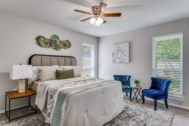 1609 Avenue B, Grand Prairie, TX 75051