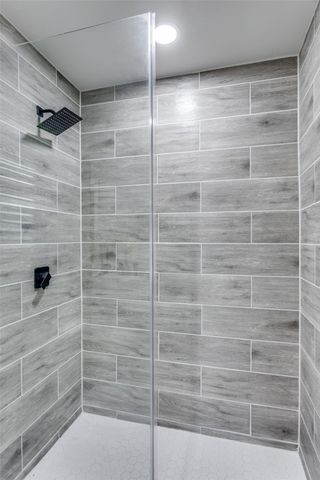 1609 Avenue B, Grand Prairie, TX 75051