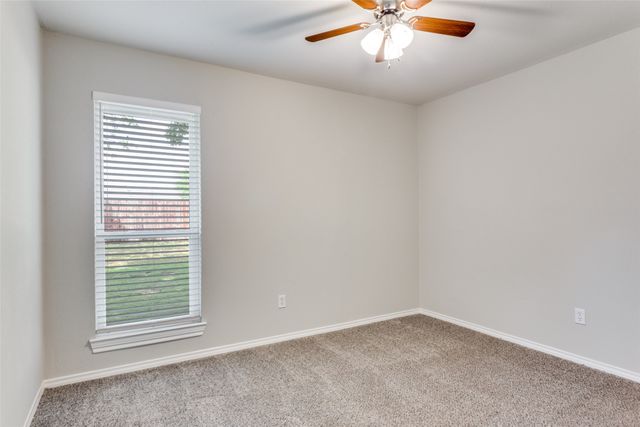 1609 Avenue B, Grand Prairie, TX 75051