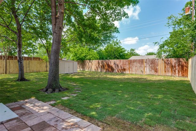 1609 Avenue B, Grand Prairie, TX 75051