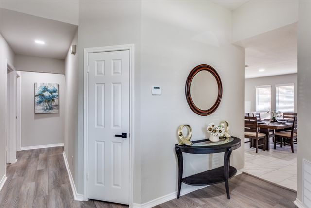 1609 Avenue B, Grand Prairie, TX 75051