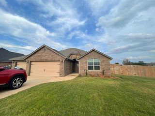 10906 Jeremiah Way, Elgin, OK 73538