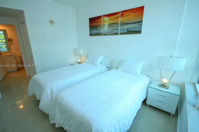 950 Brickell Bay Dr 1207, Miami, FL 33131