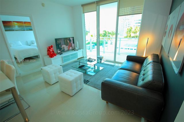 950 Brickell Bay Dr 1207, Miami, FL 33131