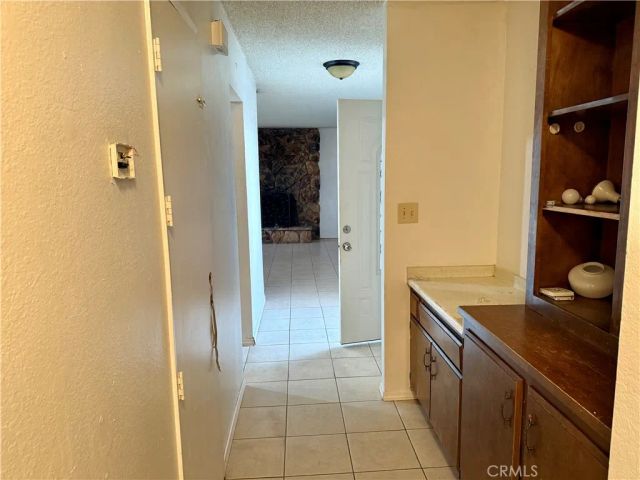 11509 3rd Avenue, Hesperia, CA 92345