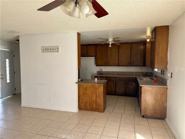 11509 3rd Avenue, Hesperia, CA 92345