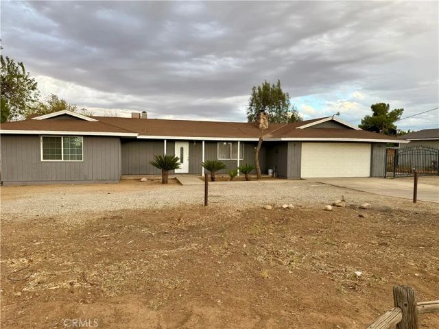 11509 3rd Avenue, Hesperia, CA 92345