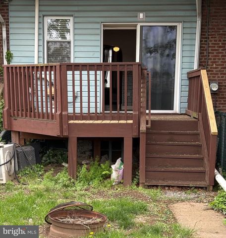 230 N SYCAMORE AVE, Clifton Heights, PA 19018