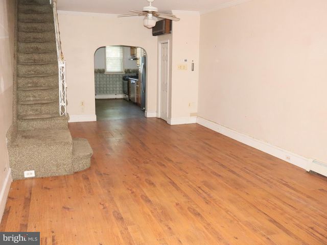 230 N SYCAMORE AVE, Clifton Heights, PA 19018