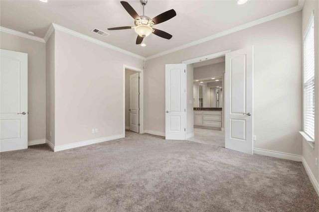 204 Delfino CIR, Lakeway, TX 78734