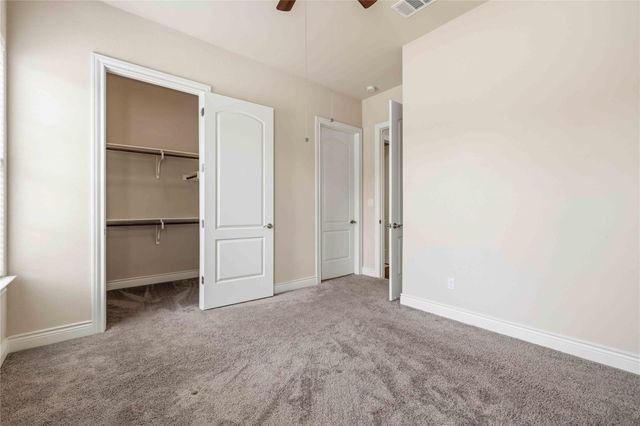 204 Delfino CIR, Lakeway, TX 78734