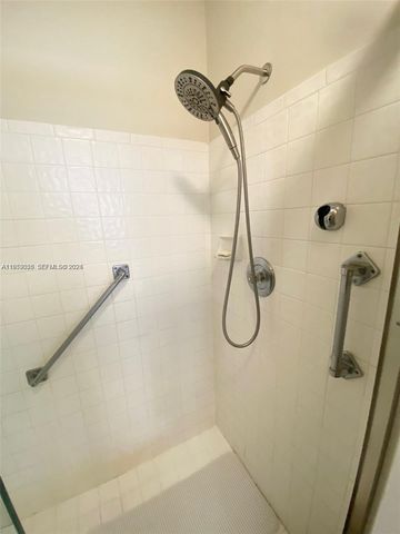 8089 Sweetbriar Way, Boca Raton, FL 33496