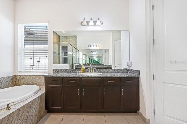 2436 OAKWOOD PRESERVE DRIVE, Wesley Chapel, FL 33543