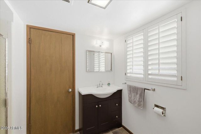 4719 N 69TH Street, Scottsdale, AZ 85251