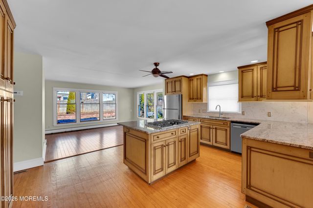 183 Vansant Avenue, Island Heights, NJ 08732