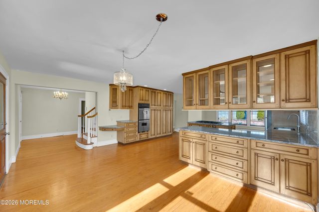 183 Vansant Avenue, Island Heights, NJ 08732