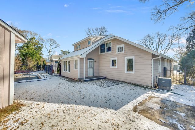 183 Vansant Avenue, Island Heights, NJ 08732