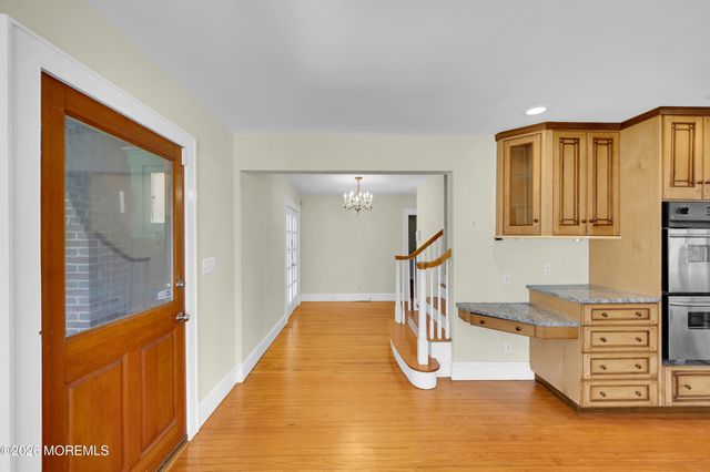 183 Vansant Avenue, Island Heights, NJ 08732