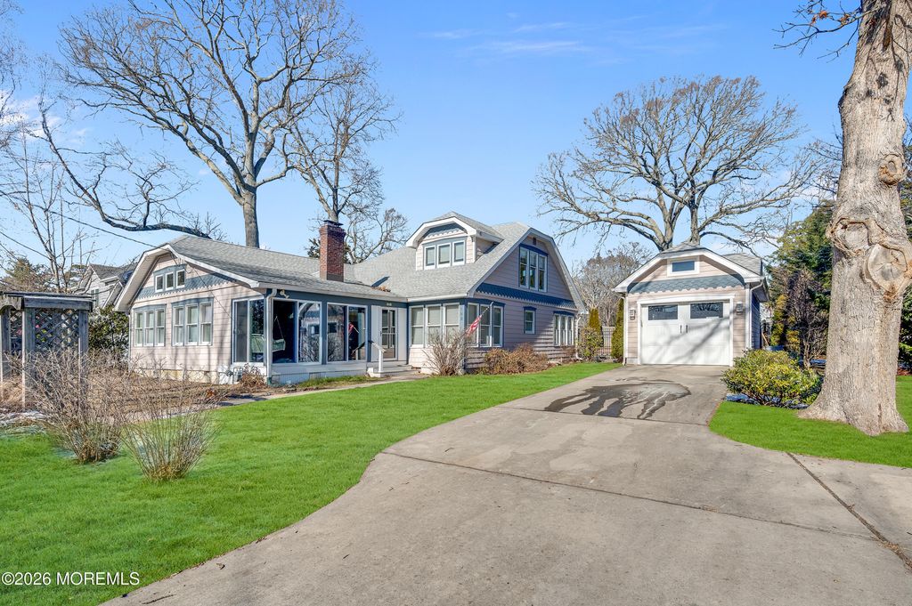 183 Vansant Avenue, Island Heights, NJ 08732