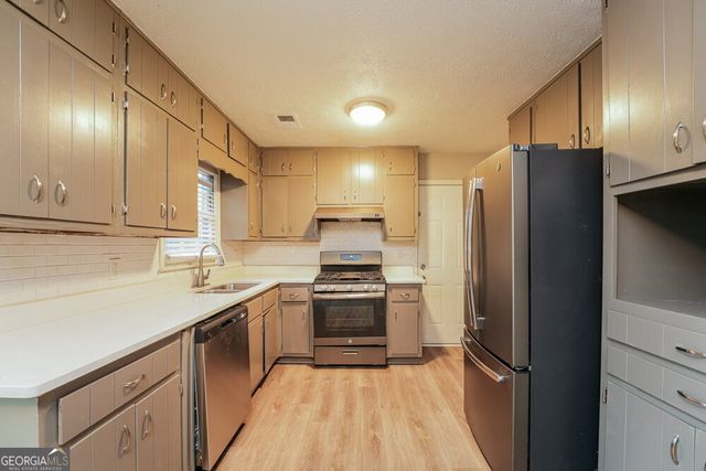 3112 Dempsey Place, Lawrenceville, GA 30044