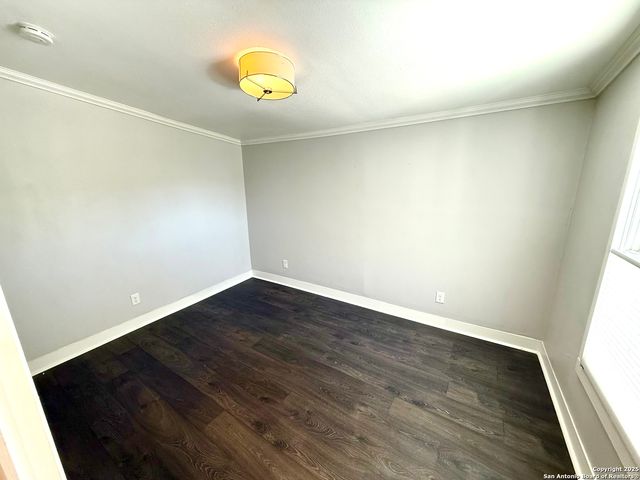 804 Dawson, San Antonio, TX 78202