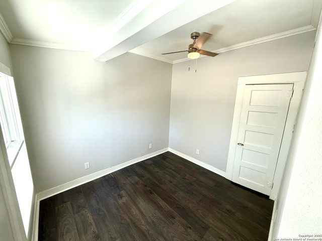 804 Dawson, San Antonio, TX 78202