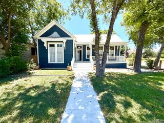 804 Dawson, San Antonio, TX 78202