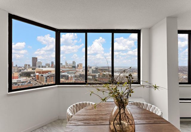 360 Sherman Street 1607, Saint Paul, MN 55102