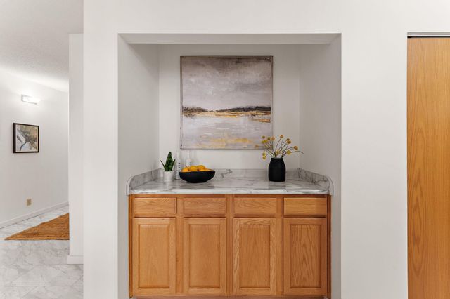 360 Sherman Street 1607, Saint Paul, MN 55102