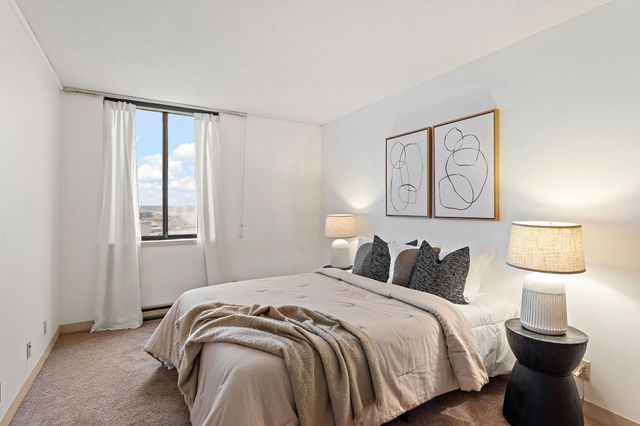 360 Sherman Street 1607, Saint Paul, MN 55102