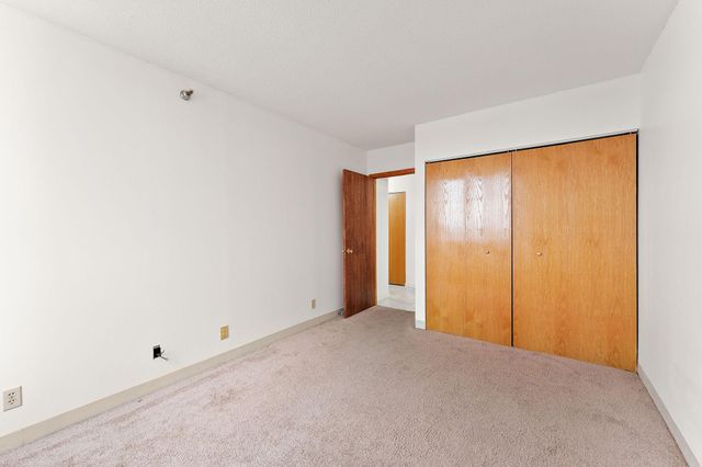 360 Sherman Street 1607, Saint Paul, MN 55102