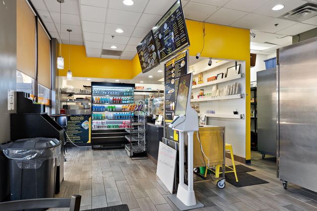 360 Sherman Street 1607, Saint Paul, MN 55102