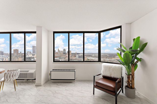 360 Sherman Street 1607, Saint Paul, MN 55102