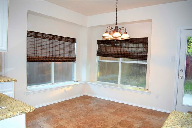 3821 Sandlin Street, Grapevine, TX 76092