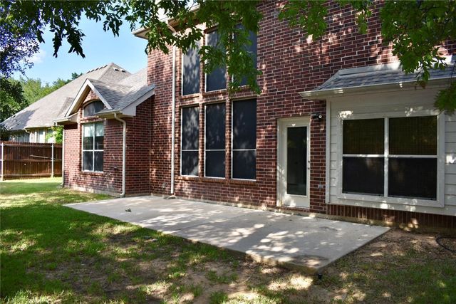 3821 Sandlin Street, Grapevine, TX 76092