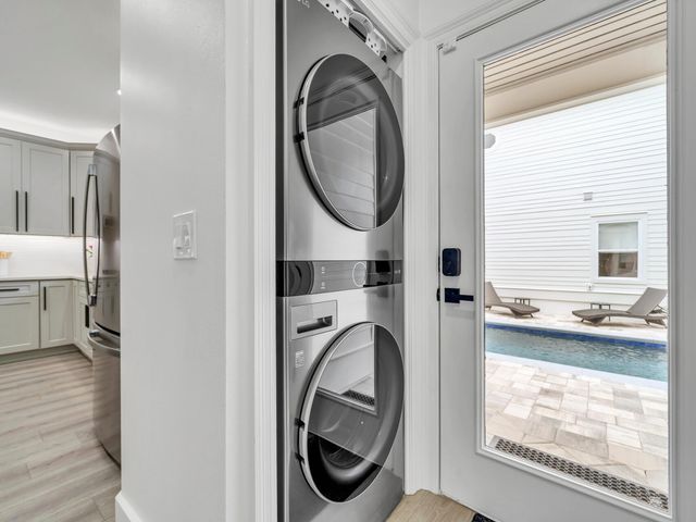 84 Mark Street, Destin, FL 32541